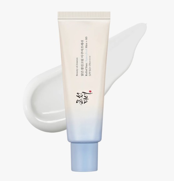 Best Korean Sunscreens for Acne-Prone Skin: 7 Lightweight SPFs That Don’t Feel Like Trouble