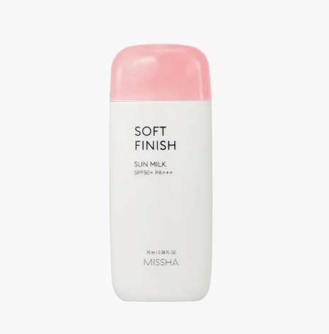 Lightweight Korean sunscreen textures for oily skin