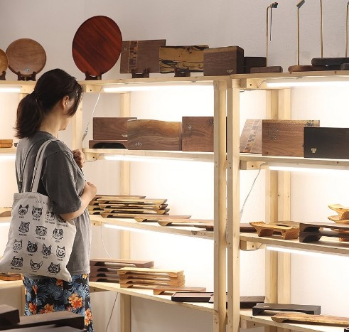 What to Buy in Seoul: 10 Korean Souvenirs Actually Worth Your Suitcase Space