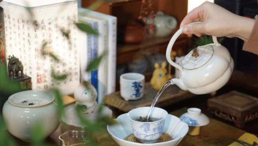 What to Buy in Seoul: 10 Korean Souvenirs Actually Worth Your Suitcase Space