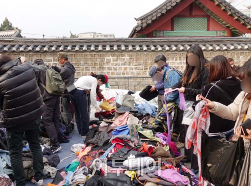 What to Buy in Seoul: 10 Korean Souvenirs Actually Worth Your Suitcase Space